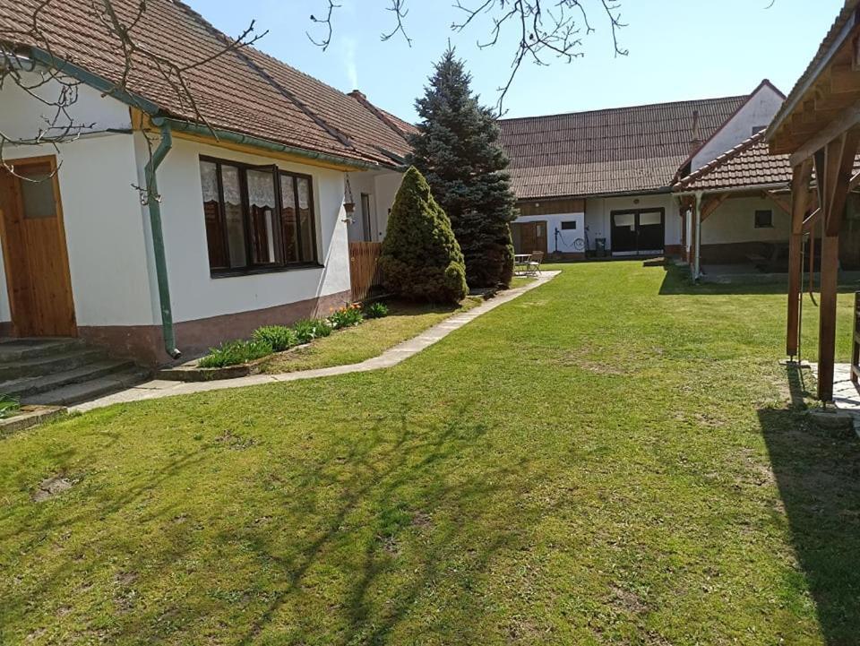 Apartmany Plavsko ภายนอก รูปภาพ